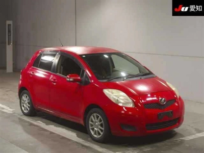 TOYOTA VITZ