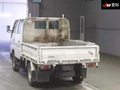 TOYOTA DYNA TRUCK