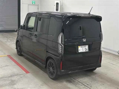 HONDA N BOX CUSTOM