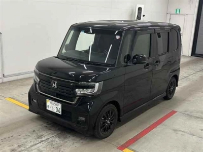 HONDA N BOX CUSTOM