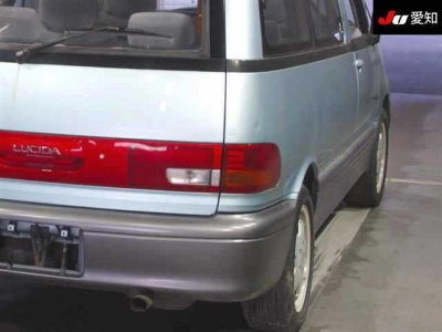 TOYOTA ESTIMA LUCIDA