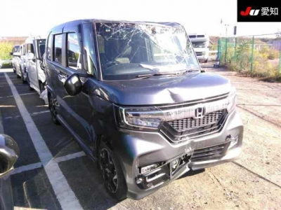 HONDA N BOX CUSTOM