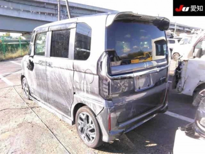 HONDA N BOX CUSTOM