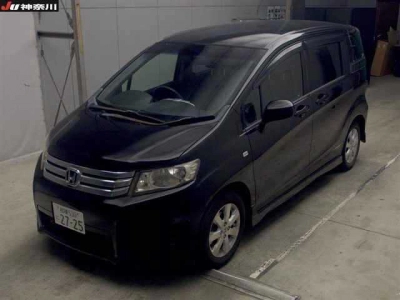 HONDA FREED SPIKE