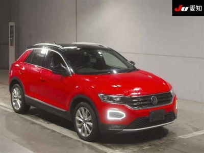 VOLKSWAGEN T-ROC