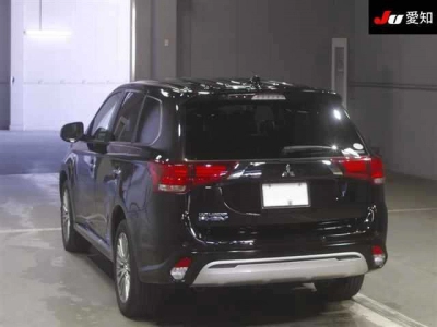 MITSUBISHI OUTLANDER PHEV