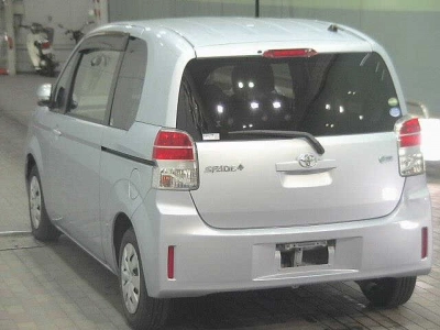 TOYOTA SPADE