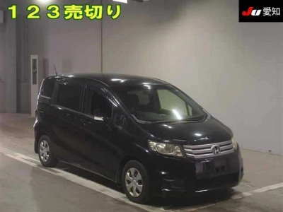 HONDA FREED SPIKE