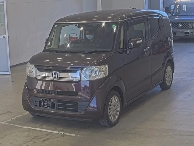 HONDA N-BOX SLASH