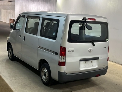 TOYOTA TOWN ACE VAN