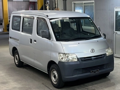 TOYOTA TOWN ACE VAN