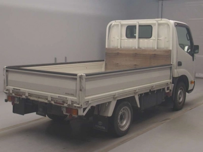 TOYOTA DYNA TRUCK
