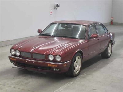 JAGUAR XJ6
