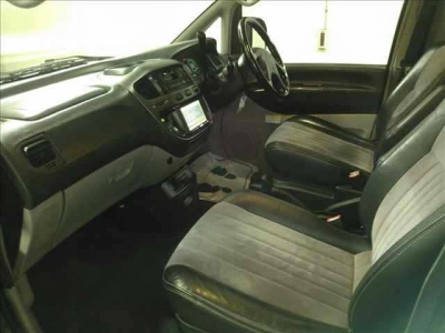 MITSUBISHI DELICA SPACE GEAR