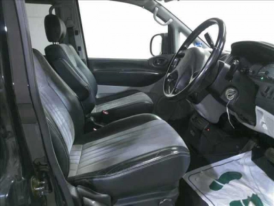 MITSUBISHI DELICA SPACE GEAR