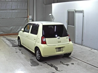 DAIHATSU ESSE