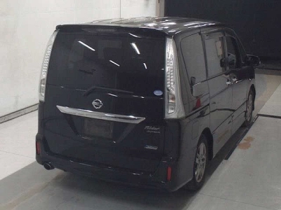 NISSAN SERENA