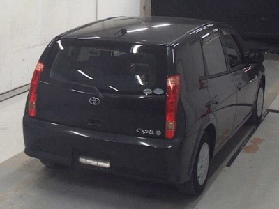 TOYOTA OPA
