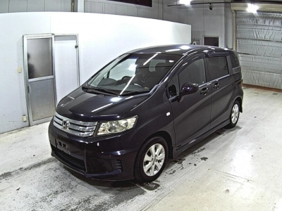 HONDA FREED SPIKE