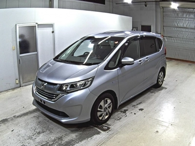 HONDA FREED HYBRID