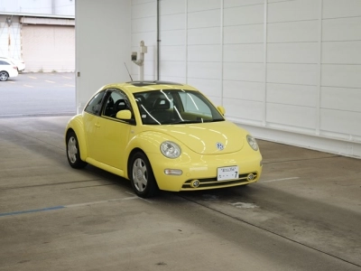 VOLKSWAGEN NEW BEETLE