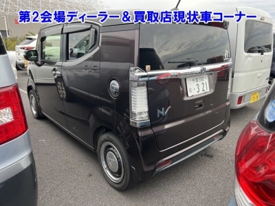 HONDA N-BOX SLASH