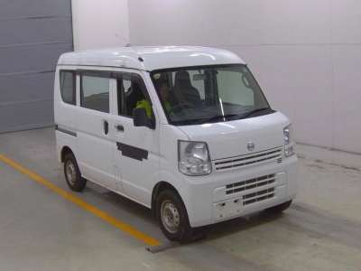 NISSAN NV100 CLIPPER