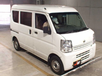 NISSAN NV100 CLIPPER