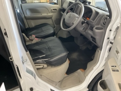 NISSAN NV100 CLIPPER