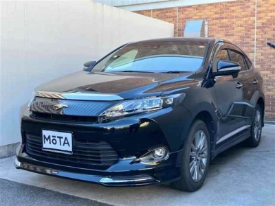 TOYOTA HARRIER
