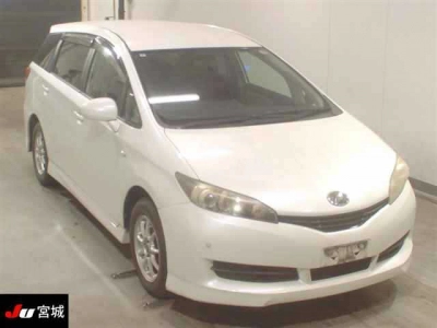 TOYOTA WISH