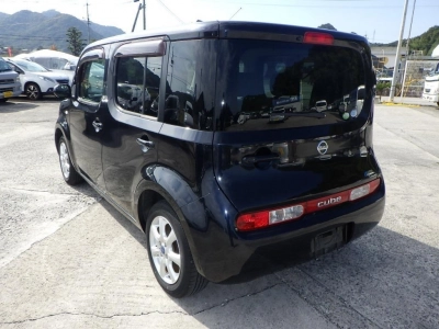 NISSAN CUBE