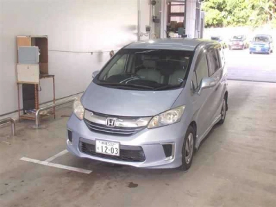 HONDA FREED