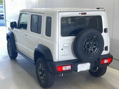 SUZUKI JIMNY NOMADE