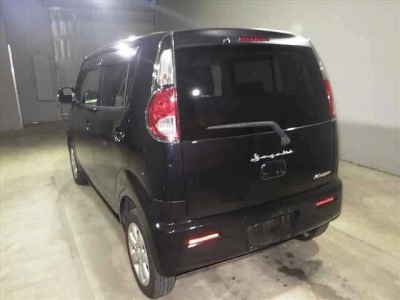 SUZUKI MRWAGON