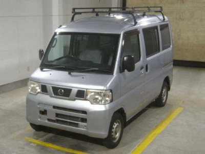 NISSAN NV100 CLIPPER