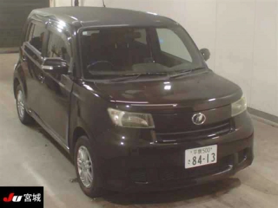 TOYOTA BB