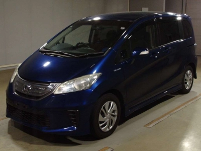 HONDA FREED HYBRID