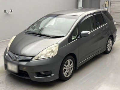 HONDA FIT SHUTTLE HYBRID