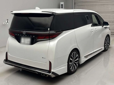 TOYOTA VELLFIRE HYBRID