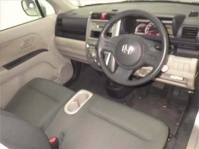 HONDA ZEST