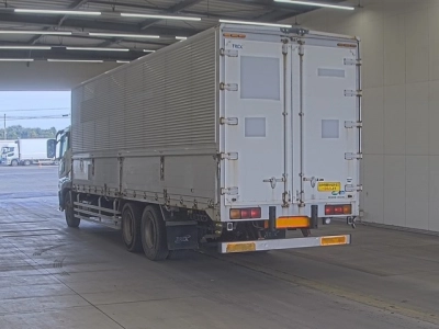 MITSUBISHI FUSO SUPER GREAT