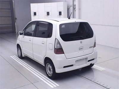 SUZUKI MRWAGON