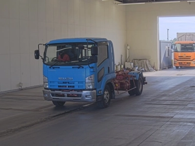 ISUZU FORWARD