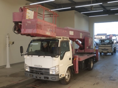 ISUZU ELF