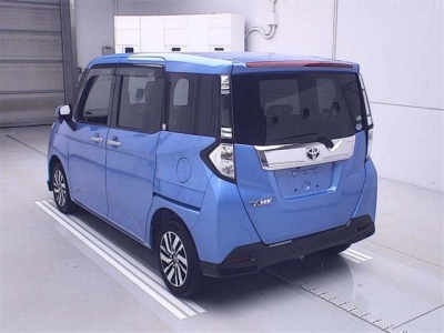 TOYOTA TANK