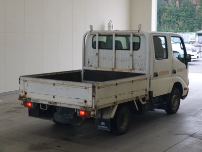 TOYOTA DYNA