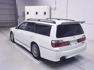 NISSAN STAGEA