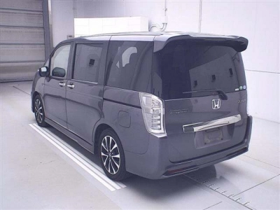 HONDA STEPWGN SPADA