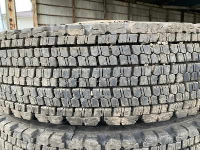 OTHER  TIRE SET 